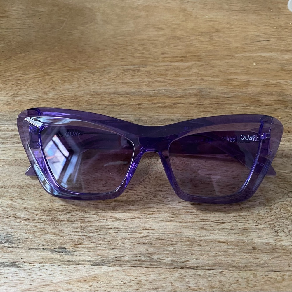 Brand new Quay On The Radio Sunglasses